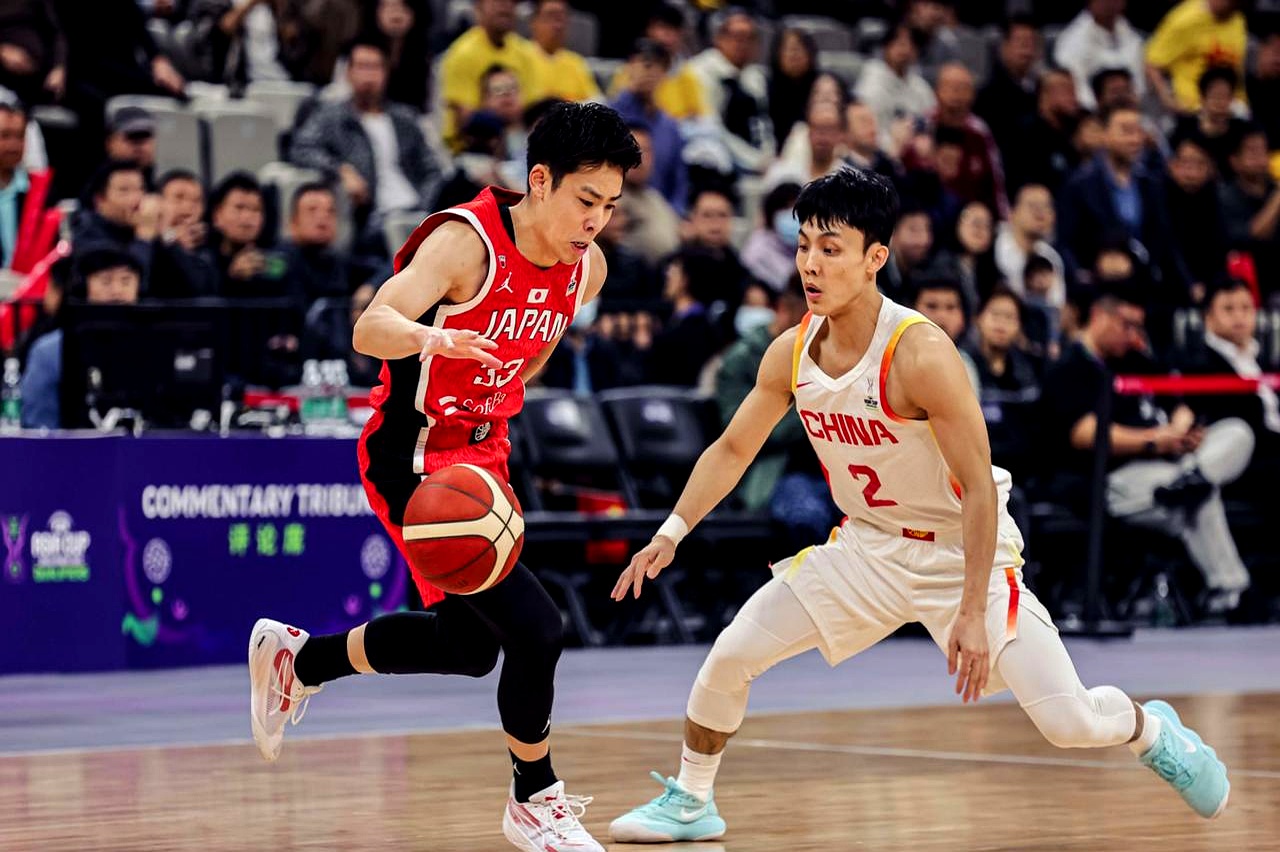 里程碑夜莱比锡遗憾出局；CBA常规赛集结日刷纪录；态度坚定；资深球员宣示担当的简单介绍