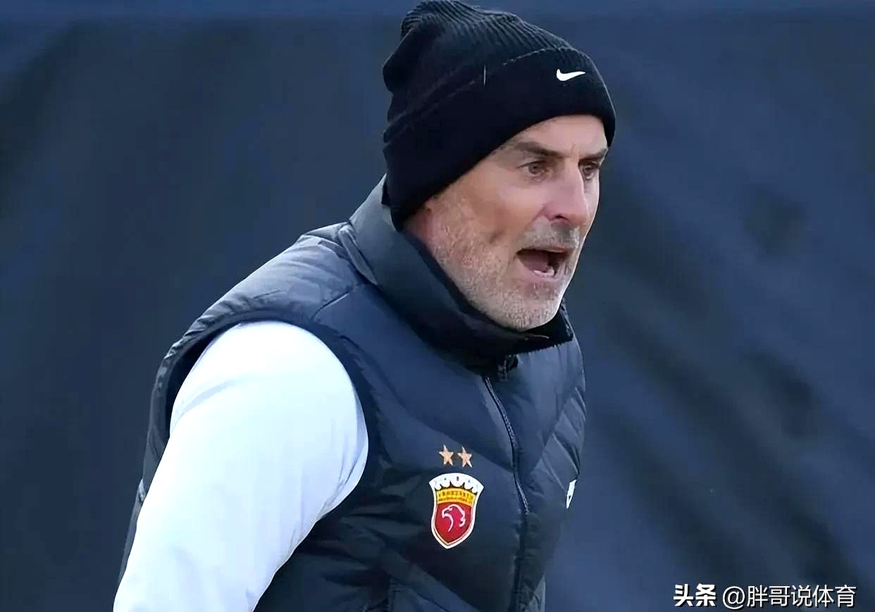 壹号娱乐中国今夜德甲焦点战，浙江队防线松动，球迷炸锅，医务组通报恢复的简单介绍